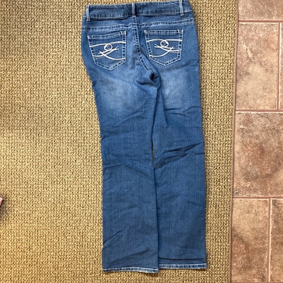 Ricki’s Jeans - Picture 3 of 4